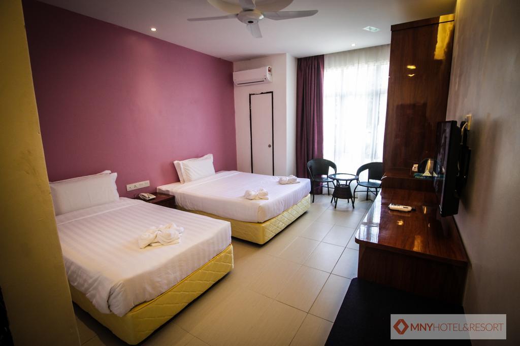Mny Hotel & Resort Kampung Teluk Nipah Bagian luar foto